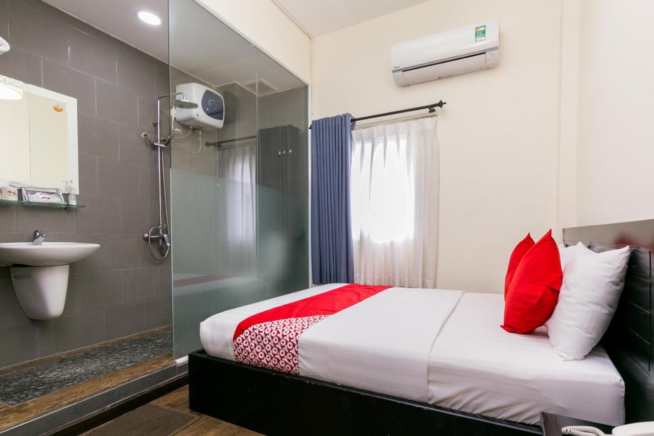 Oyo 438 Small Bay Hotel Ho Chi Minh-staden Exteriör bild