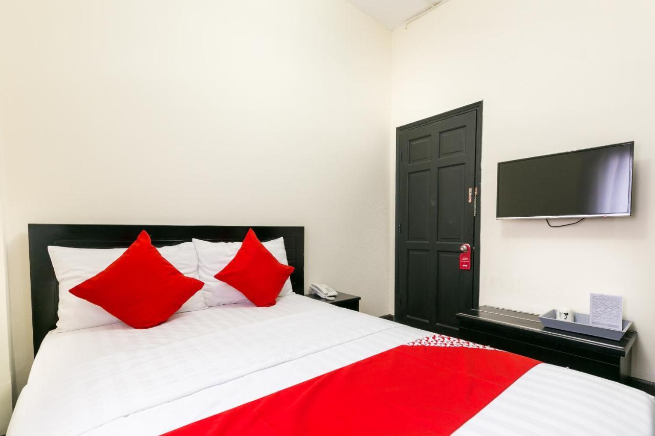 Oyo 438 Small Bay Hotel Ho Chi Minh-staden Exteriör bild